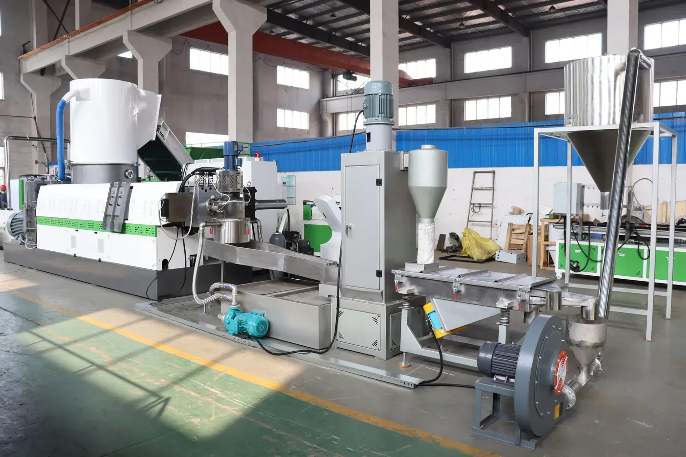 HDPE/PP Rigid Flakes Granulating Project in Brazil