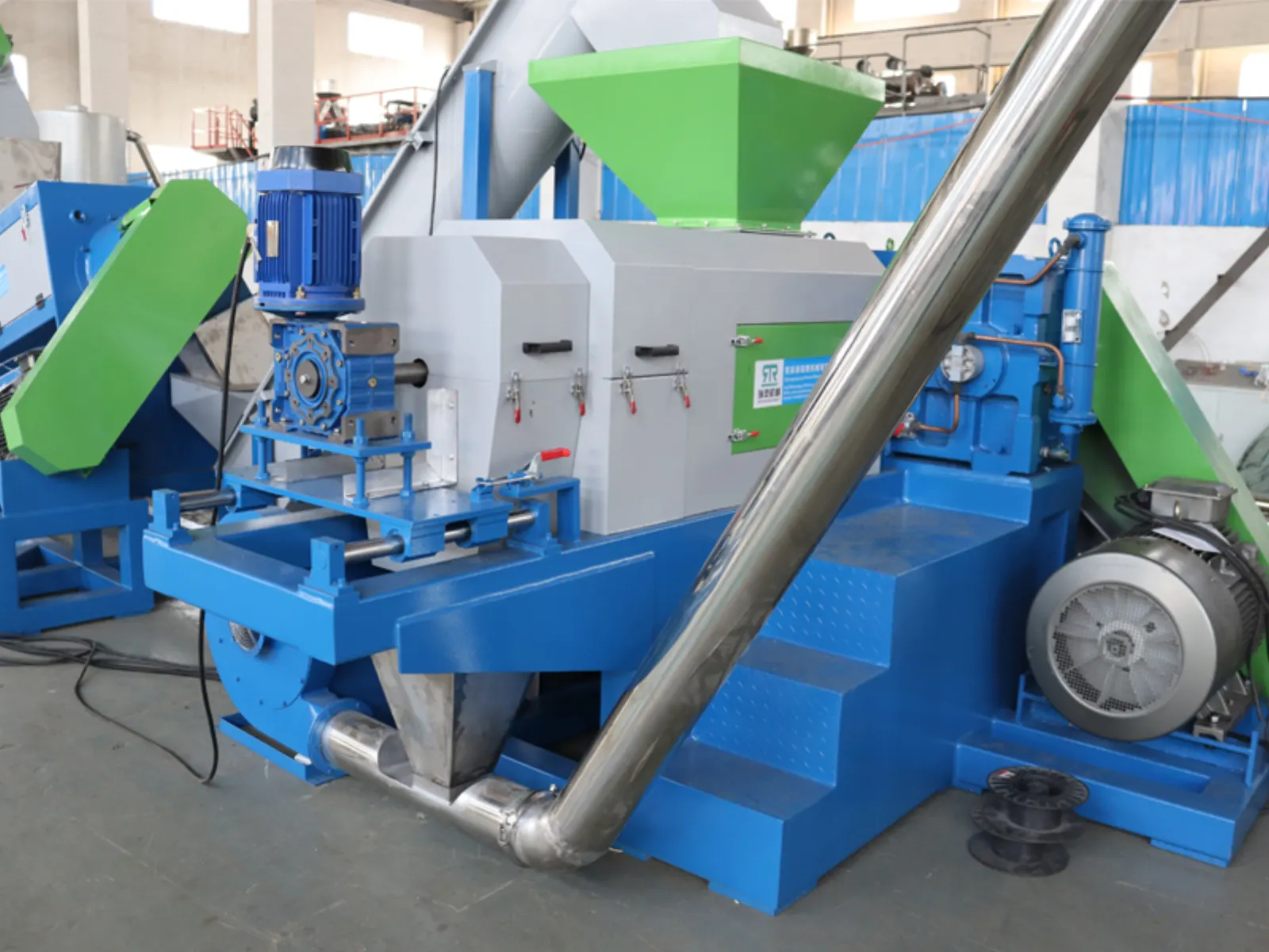 Application Of Film Squeezer In Plastic Pp Pe Film Washing Line Article 1