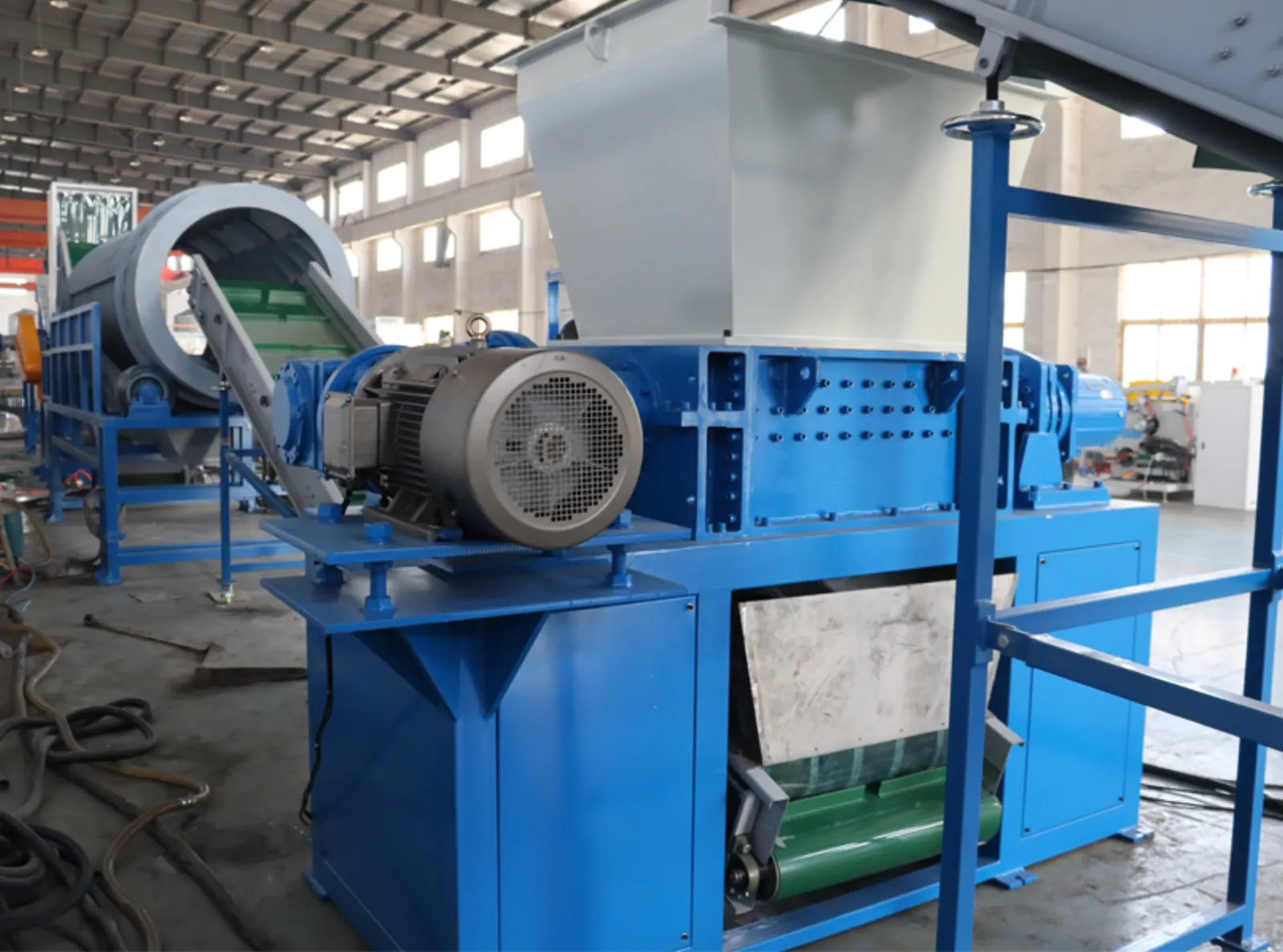 High Performance: Innovative Technology and Application of 3000 kg/h PET Bottle Recycling Machine
