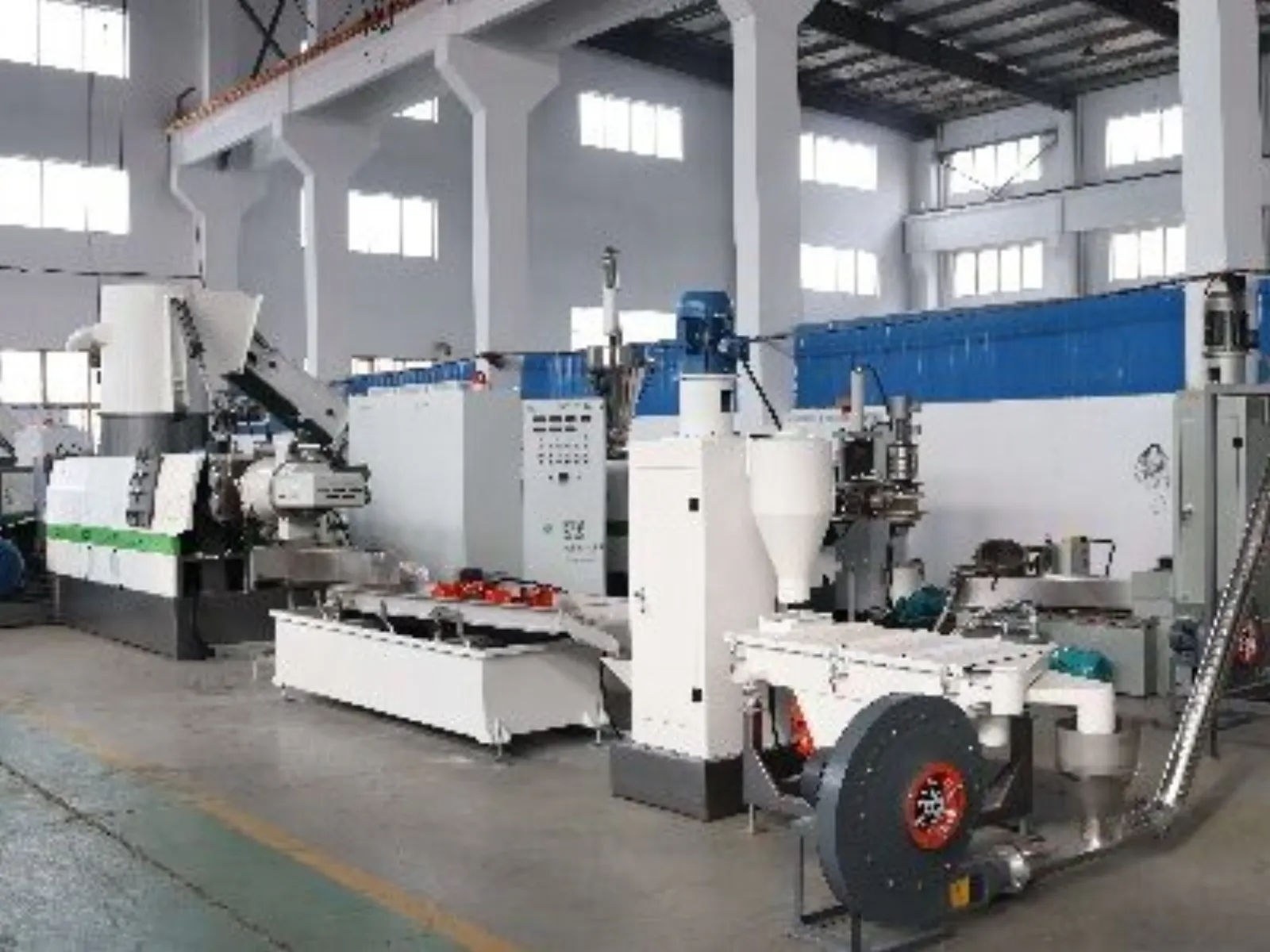 What if the plastic recycling pelletizing machine working with high moisture