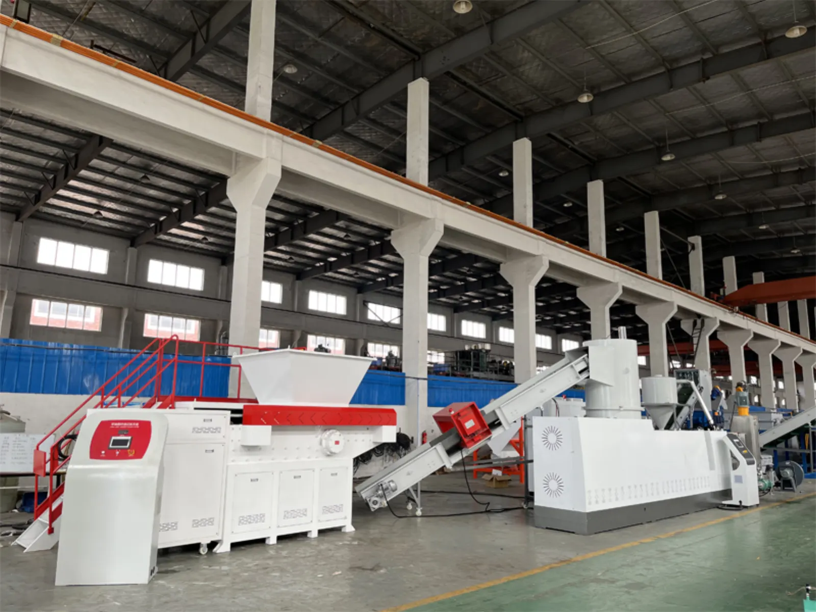 PP non-woven fabric diaper melt-blown cloth protective clothing scrap recycling granulator
