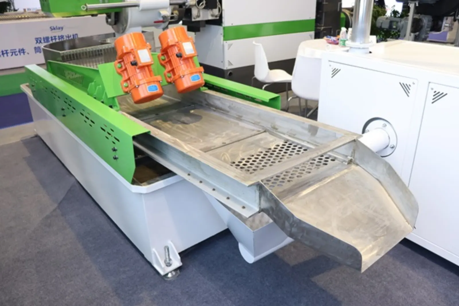 Plastic Recycling Machine