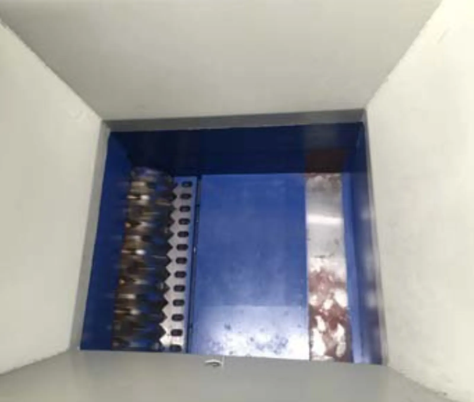 Grinding machine