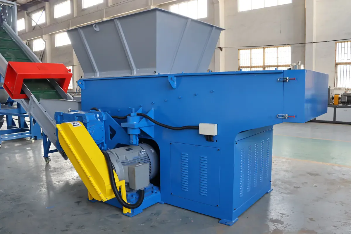 Single-shaft shredder