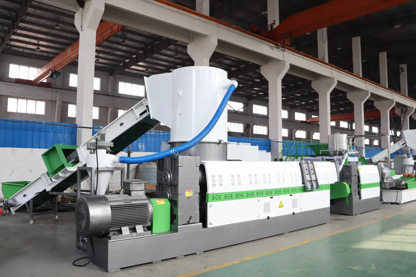 Retech plastic pelletizing systems on the shop floor