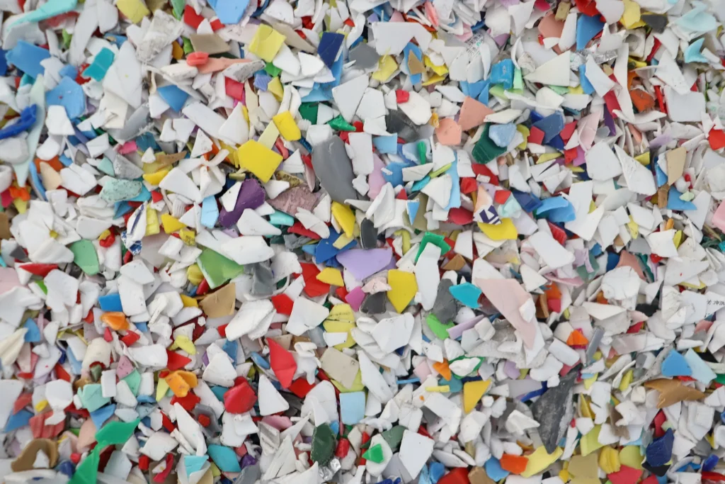 Mixed rigid plastic bottle flakes for HDPE PP washing