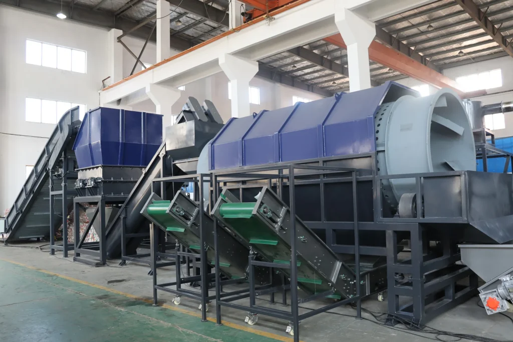 PET bottle washing line label remover and sorting conveyor