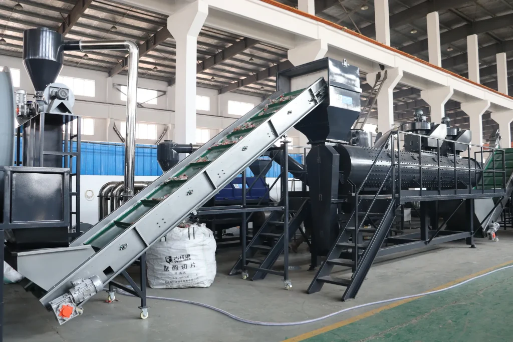 PET bottle washing line screw conveyor and hot washing tank