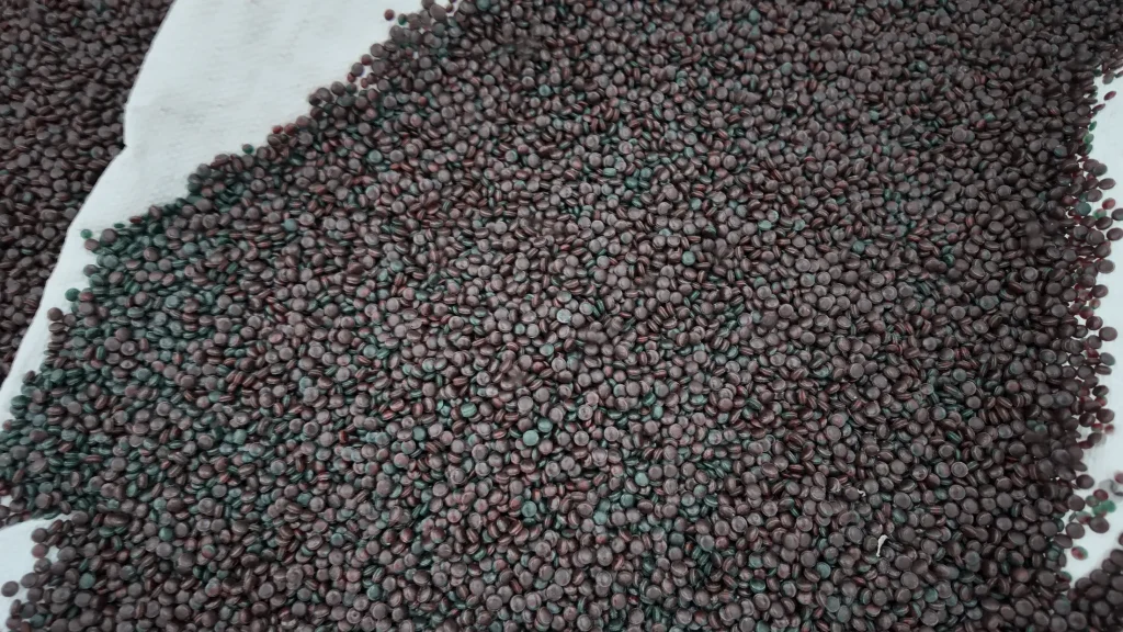 Dark grey recycled pellets after PP woven bag pelletizing